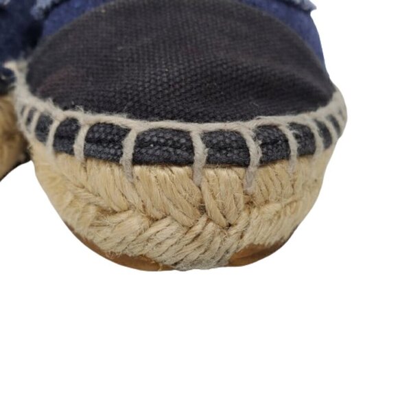 Chanel Interlocking CC Denim Canvas Slip On Espadrille Flats - Picture 4 of 10